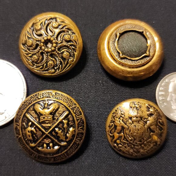 Antique/Vintage Lot of 10 Metal Buttons - Picture 5 of 8